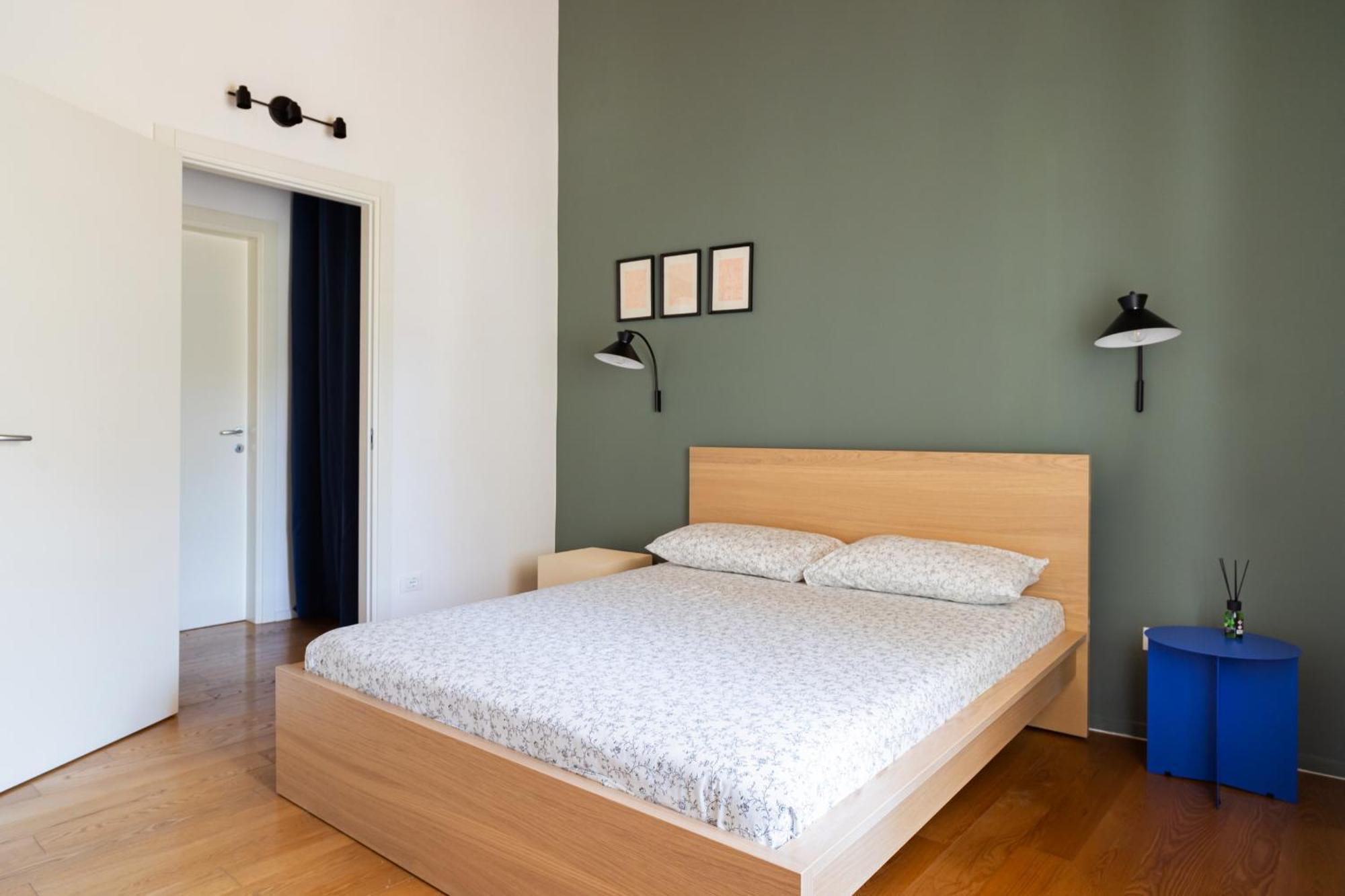 Double Private Parking, 2 Bedrooms & 2 Bathrooms - Elegant Apartment In Old Town Удине Экстерьер фото